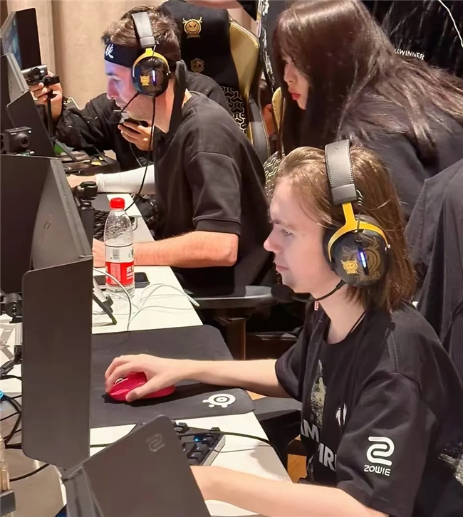 资讯《绝地求生》小电驴好用吗？小电驴属性介绍