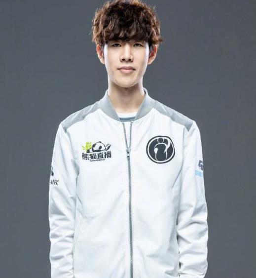 打破疑虑！ Weibo Gaming 官方： Light 正式续约