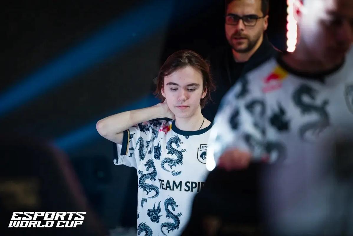 DOTA2比赛：中国DOTA2职业杯，PSG.LGD也打不过LBZS？