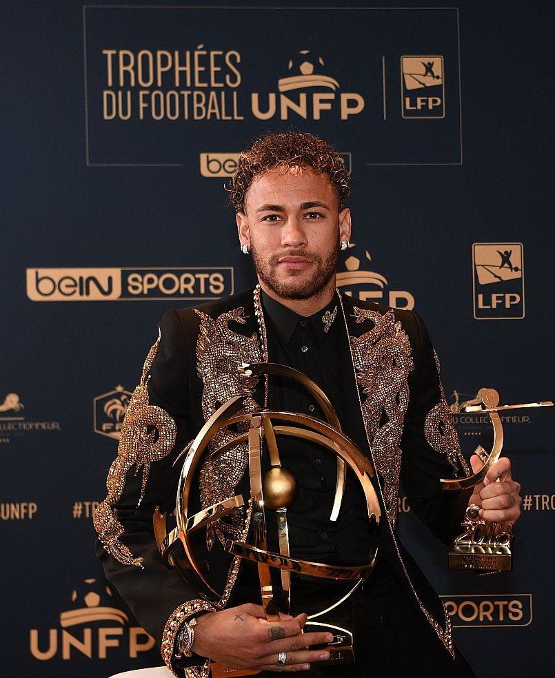 位时个人选